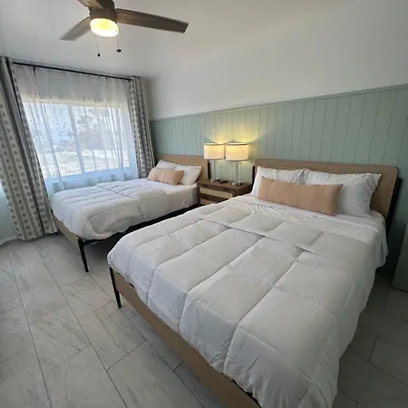 Arvilla Resort St. Pete Beach Exterior photo